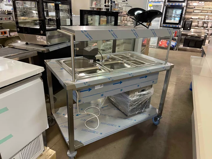 Karstais marmīts ar aizsargstiklu GN1/1 x 4